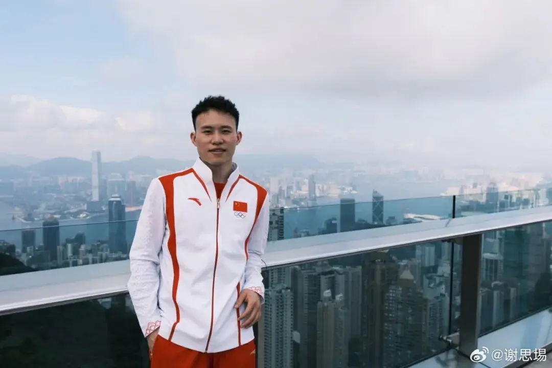 而且情同亲